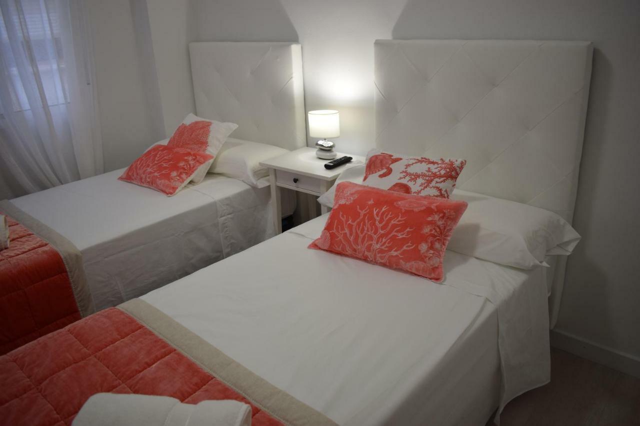 Apartamento Chapaprieta 1 ตอร์เรเวียคา ภายนอก รูปภาพ